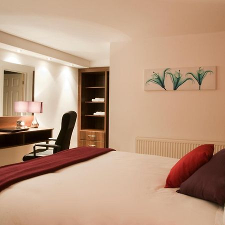 Haveli Hotel Hensol Ngoại thất bức ảnh