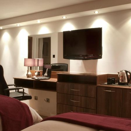 Haveli Hotel Hensol Ngoại thất bức ảnh