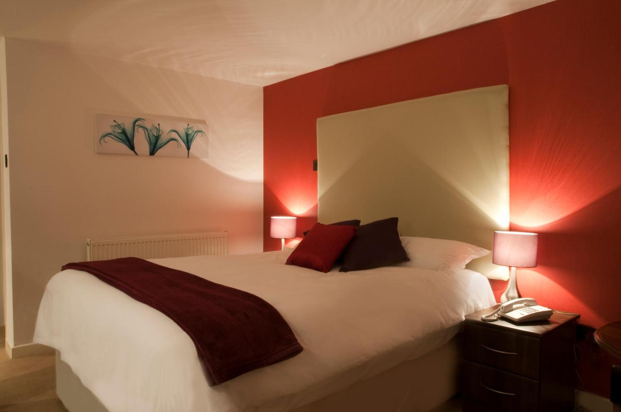 Haveli Hotel Hensol Ngoại thất bức ảnh