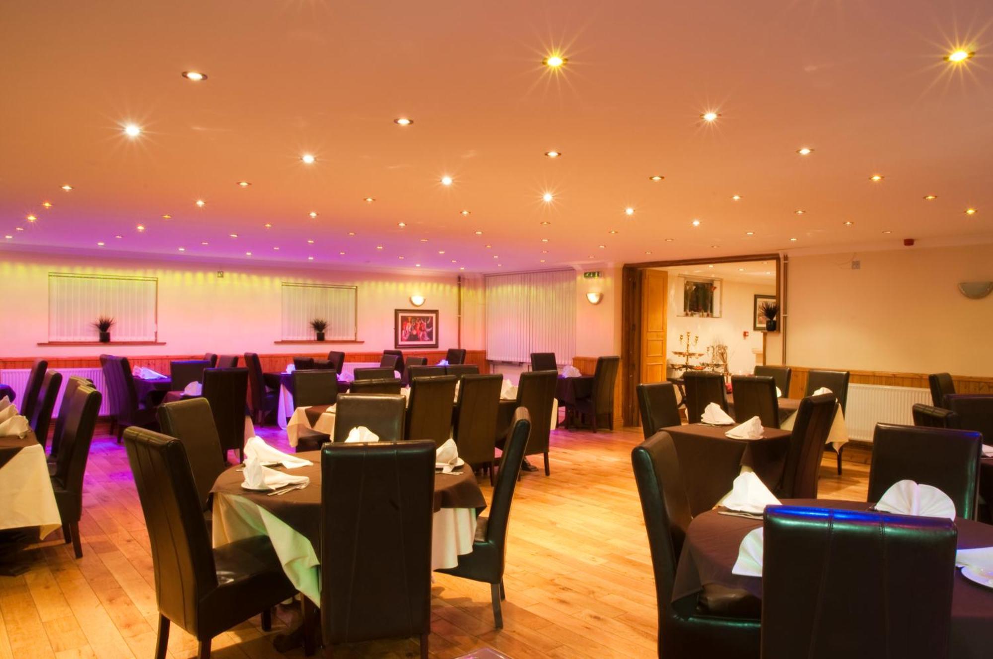 Haveli Hotel Hensol Ngoại thất bức ảnh